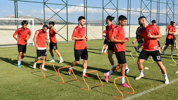 Süper Lig ekibi Burdur’da kamp yapıyor