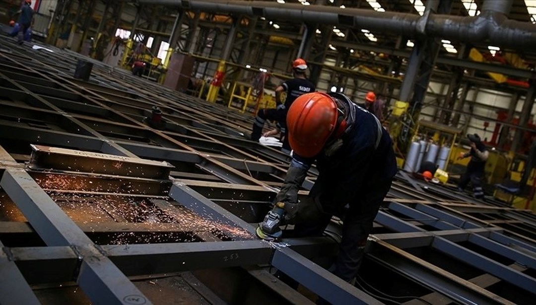 Almanya’da yüksek enerji fiyatlarının etkisiyle sanayi üretimi geriledi
