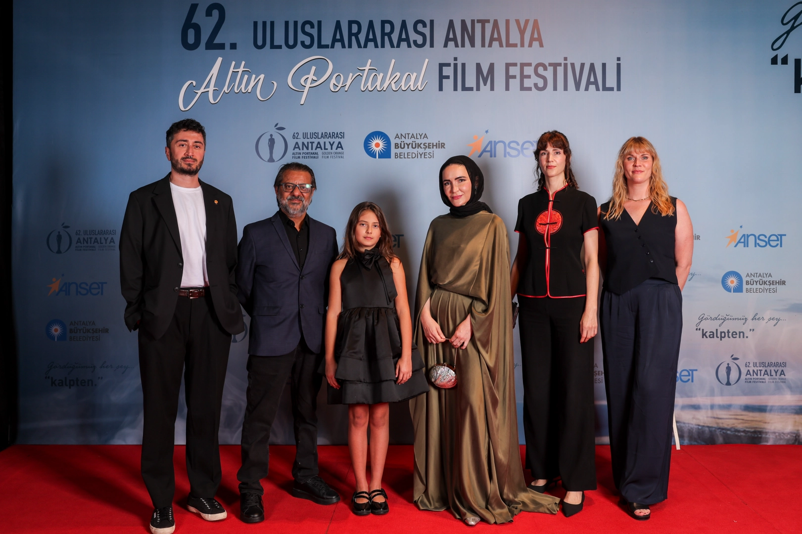 Altın Portakal’ın Galibi “Tavşan İmparatorluğu”