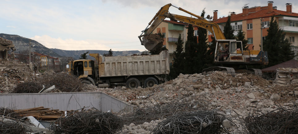 Burdur Anadolu Öğretmen Lisesi Binası Yıkıldı