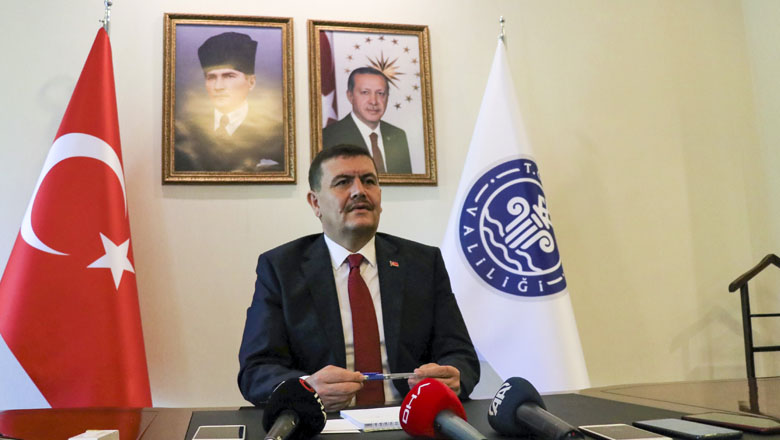 Burdur Valisi Arslantaş görevine başladı