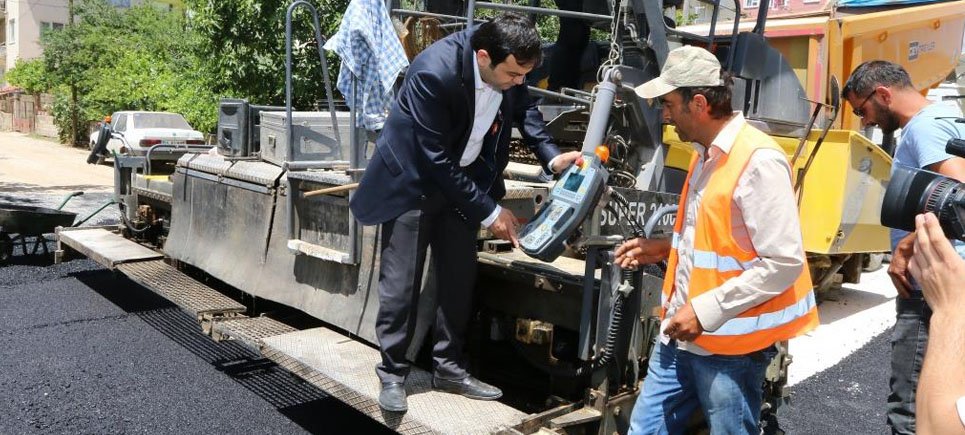 Bucak’ta asfalt çalışmaları başladı