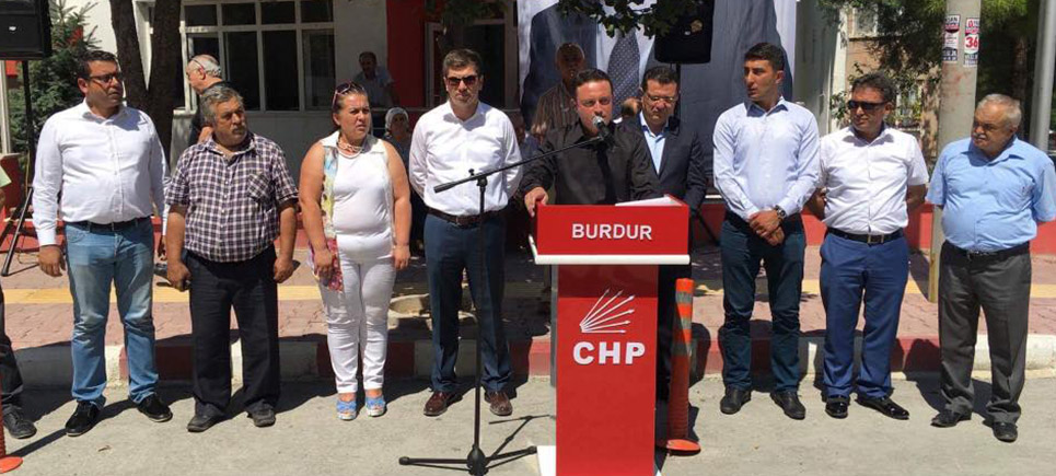 Burdur CHP, Kılıçdaroğlu’na yapılan saldırıyı protesto etti