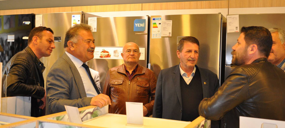 Azmi Hoca projelerini bire bir anlatıyor