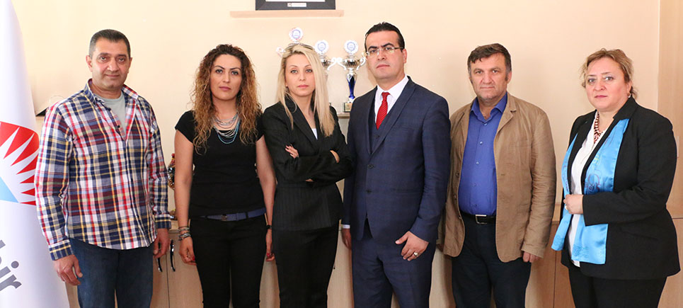 VELİLERDEN BAHÇEŞEHİR KOLEJİ’NE TAM DESTEK