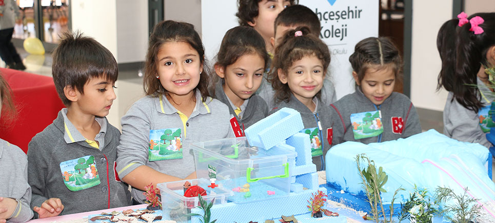 Yaparak ve yaşayarak öğreniyorlar
