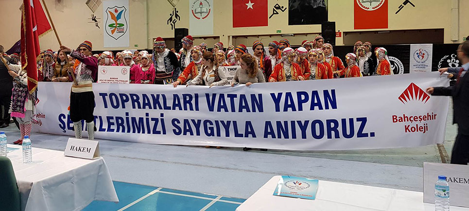 Bahçeşehir Gençlik ve Spor Kulübünden anlamlı pankart