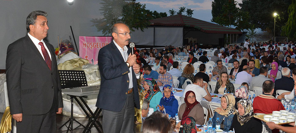 Baki Varol’dan Vali Kürklü onuruna iftar yemeği