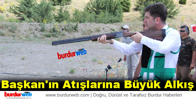 Başkan’ın Atışlarına Büyük Alkış