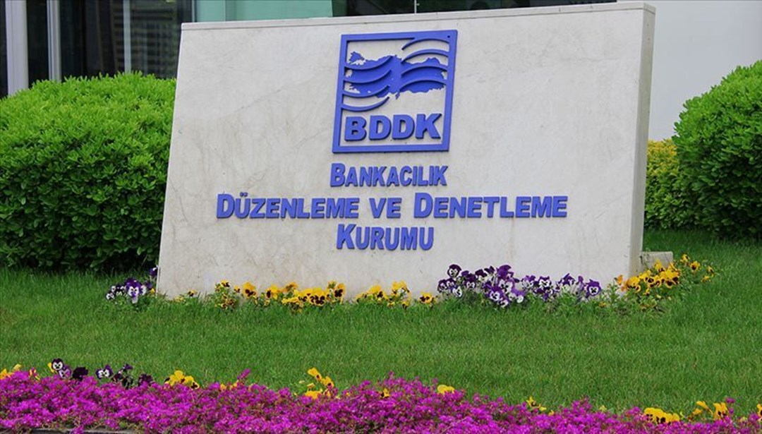 BDDK’nın TL kredilere erişimde döviz sınırı düzenlemesi yürürlüğe giriyor