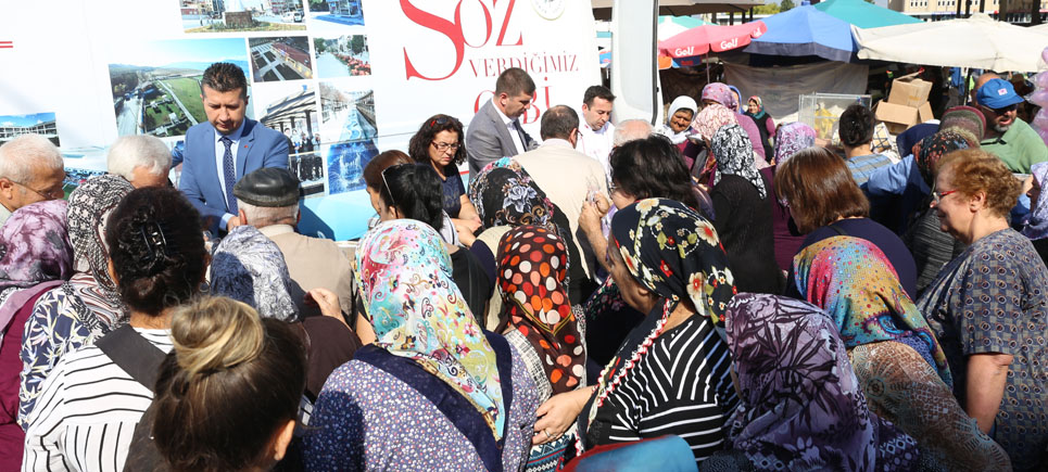 Belediyeden aşure ikramı