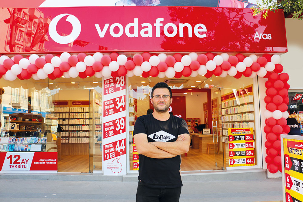 Burdur’un En Büyük VODAFONE MERKEZİ “ARAS” Gazi Caddesi’nde Hizmete Girdi