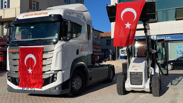 Bucak Belediyesi filosunu genişletti