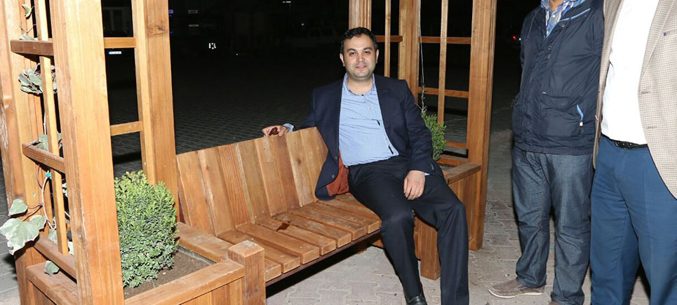 Bucak Cumhuriyet Meydanı’na Yeni Dinlenme Alanları