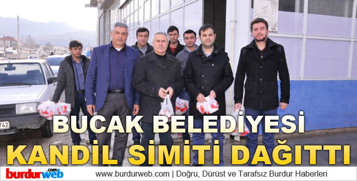 Bucak Belediyesi Kandil Simiti Dağıttı