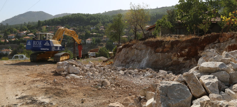 Bucak Belediyesi’nde çalışmalar tam gaz devam ediyor