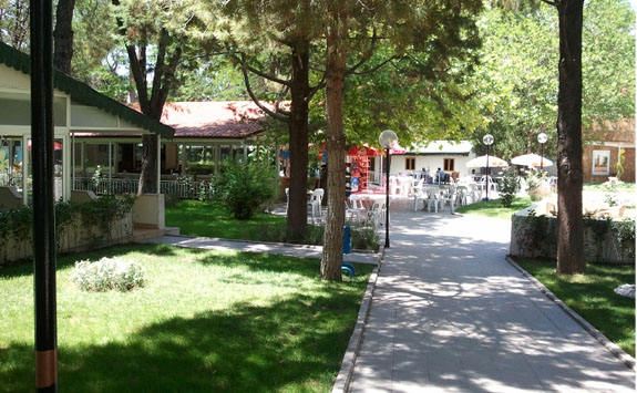 Burdur İstasyon Park Restore Edildi