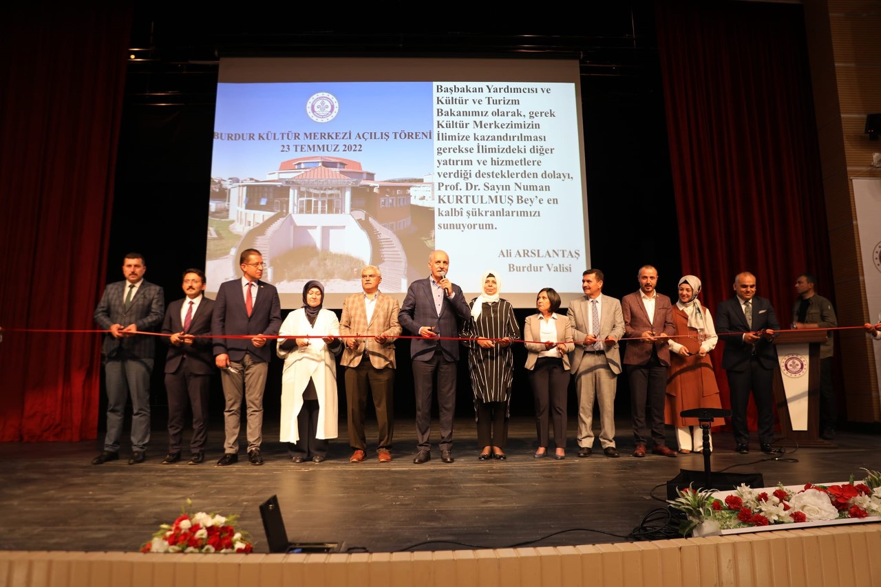 Burdur Kültür Merkezi törenle açıldı