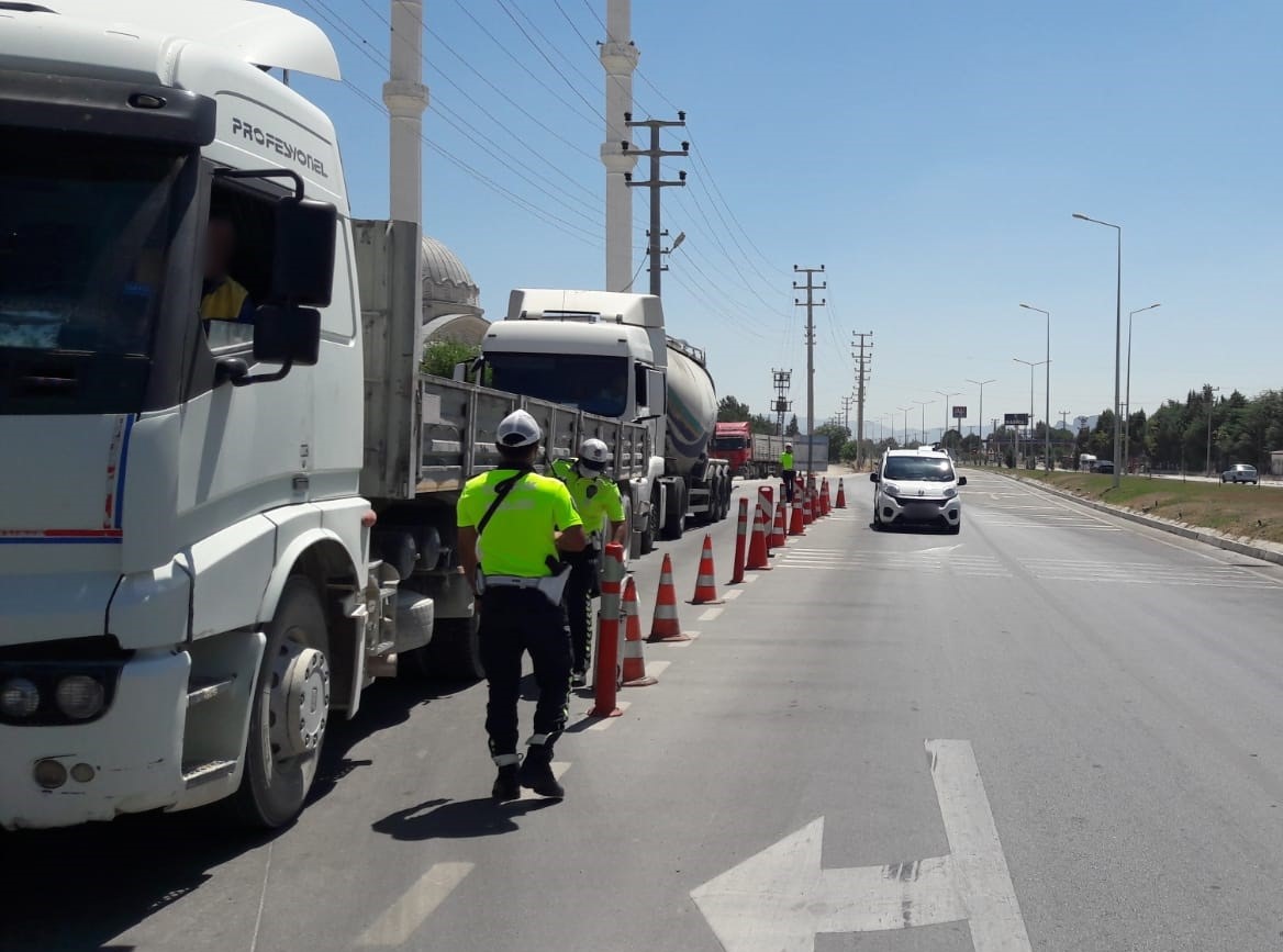 Burdur’da 49 Araç Trafikten Men Edildi