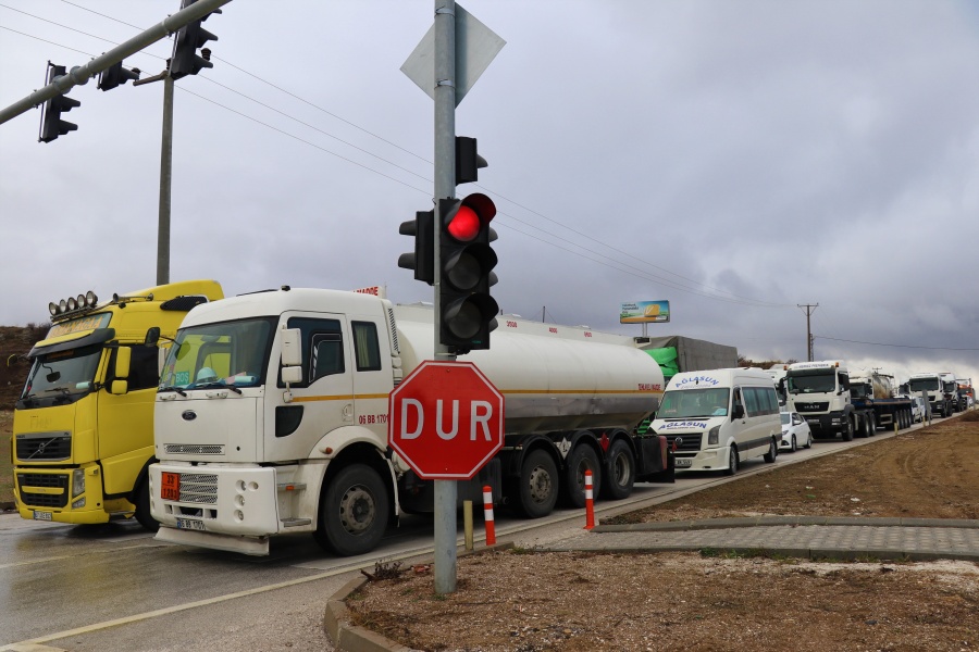 Kurban Bayramı’nda Kamyon, Çekici ve Tankerler İçin Trafik Yasağı! İşte Detaylar