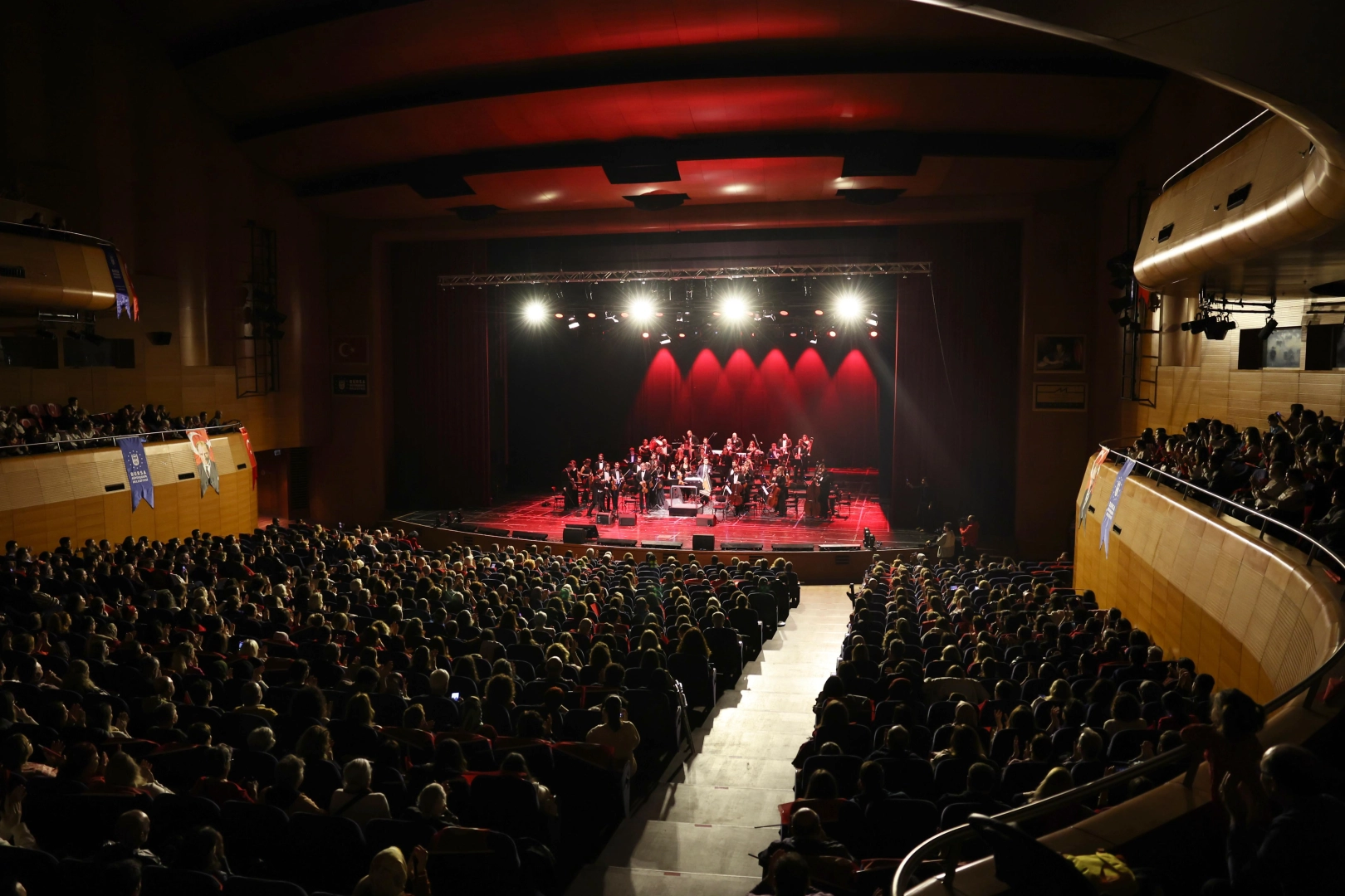 Bursa Büyükşehir’den ‘Cumhuriyet Kadınları’ Konseri