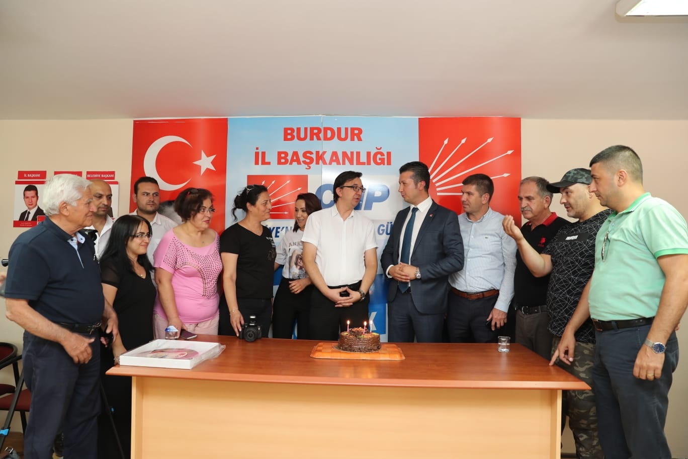 CHP, hem Lozanı hem de Basın bayramını kutladı