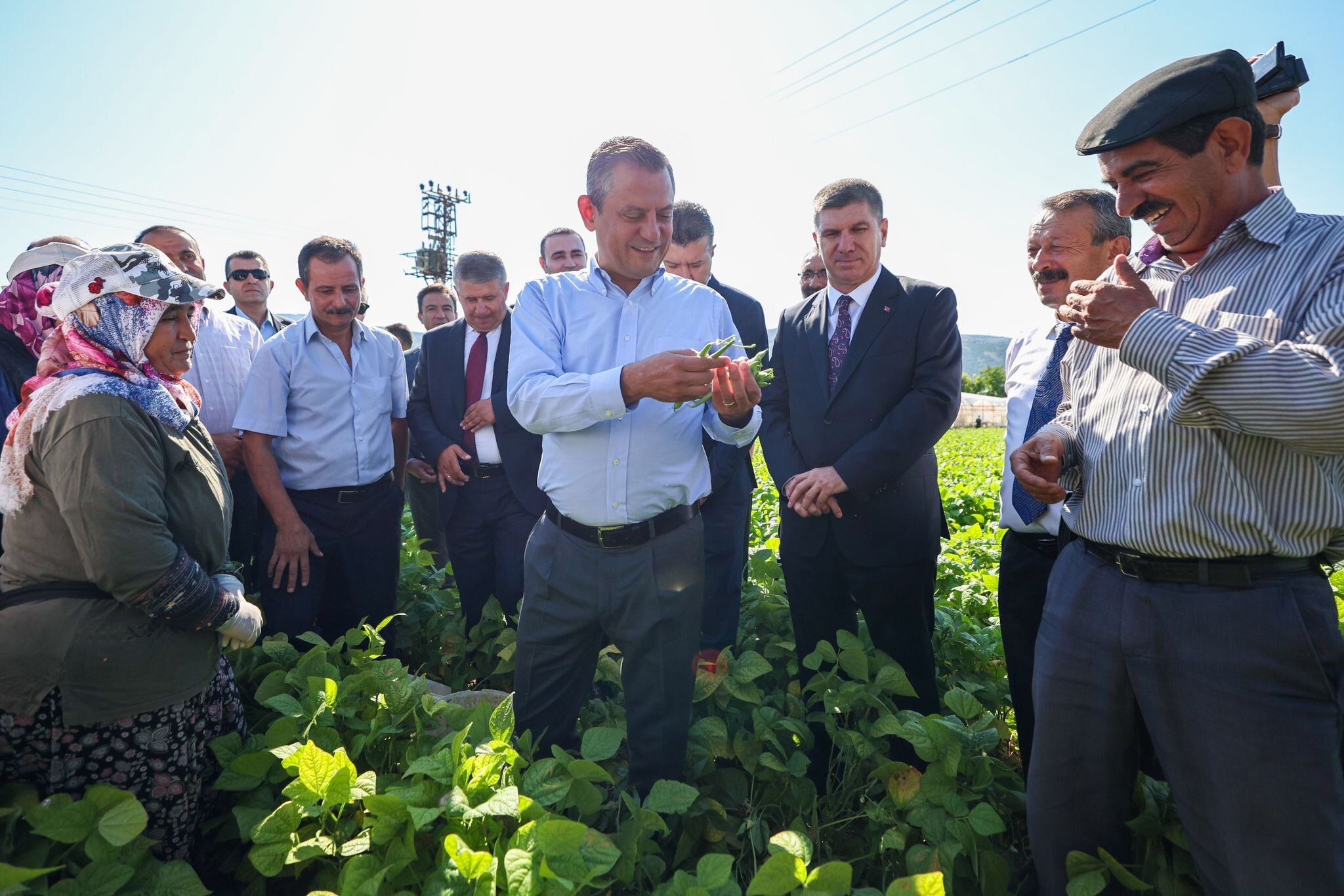 CHP Lideri Özgür Özel Burdur’da Üreticiler ve Esnafla Buluştu