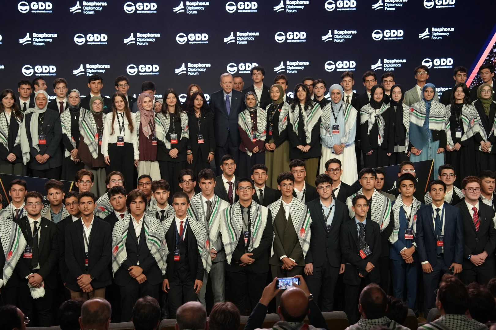 Cumhurbaşkanlığı Himayelerinde Gençler Diplomasi Deneyimi Yaşadılar