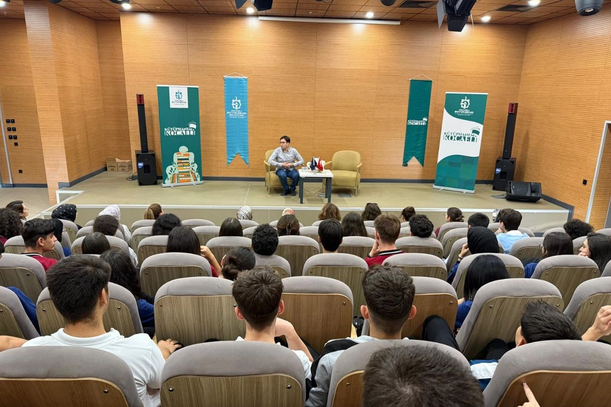 Darıca Kütüphanesi’nde Kitap Fuarı Heyecanı