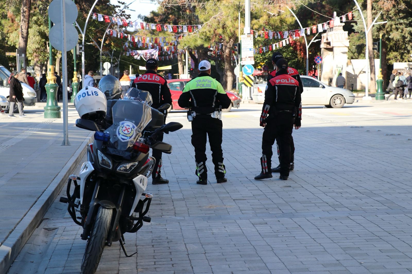 Trafik ekiplerinden ceza yağdı