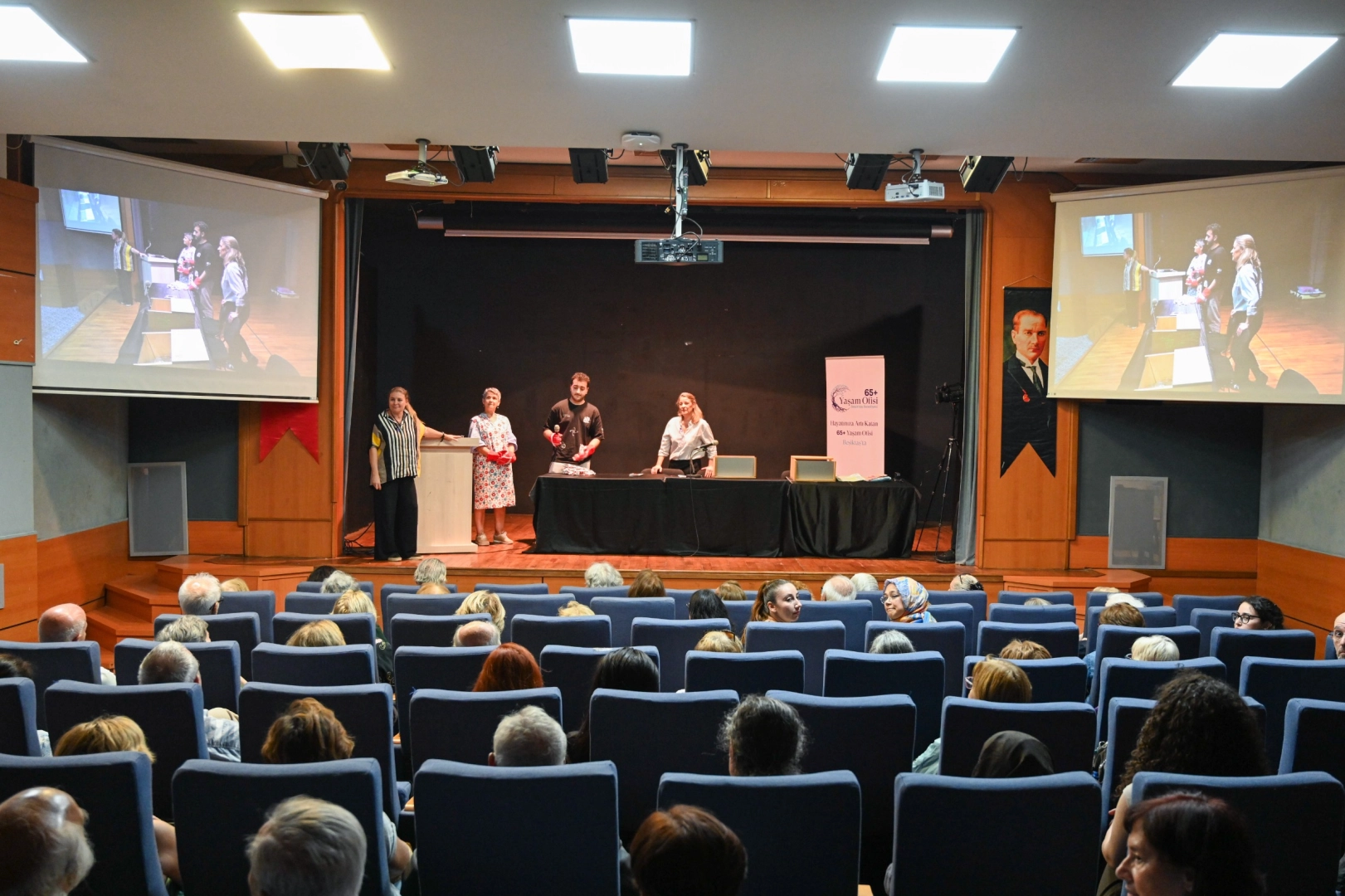 Dünya Alzheimer Günü’nde Beşiktaş Belediyesi’nden Farkındalık Etkinliği