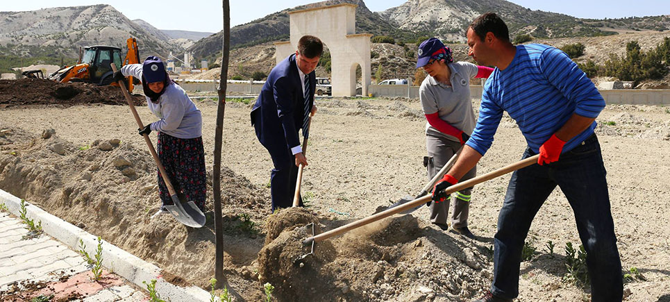 Burdur Belediyesi, ”Gerçeği yansıtmaya iddialara itibar edilmesin”