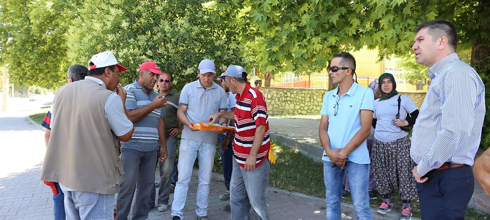 Başkan Ercengiz’den personeline baklava jesti
