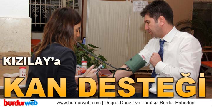 Ercengiz ve Ekibinden Kızılay’a Kan Desteği