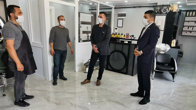Başkan Şimşek’ten kuaför ve berber esnafına ziyaret
