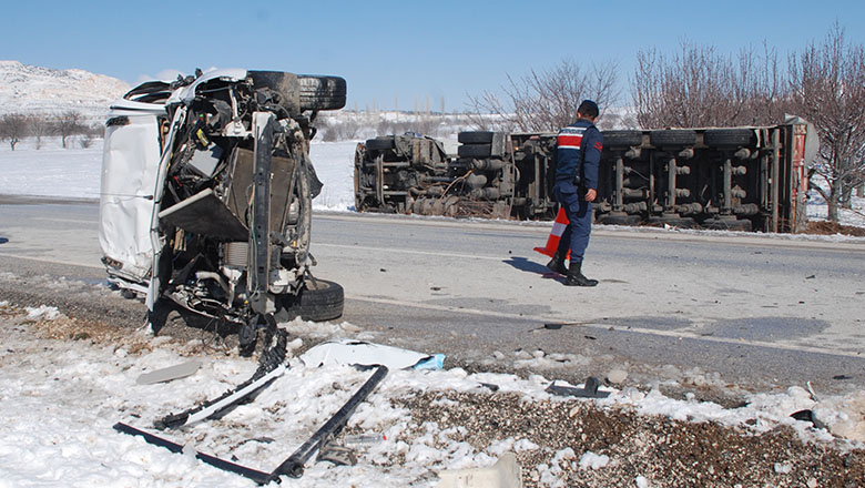 Burdur’da feci trafik kazası