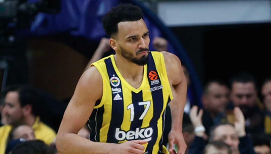 Fenerbahçe Beko’da Amine Noua’nın sözleşmesi uzatıldı