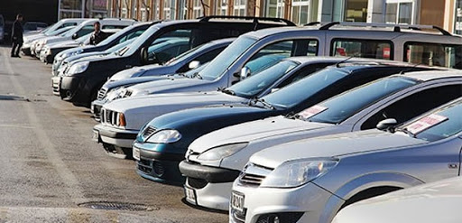Bucak’ta oto galericilerin sorunu çözülüyor