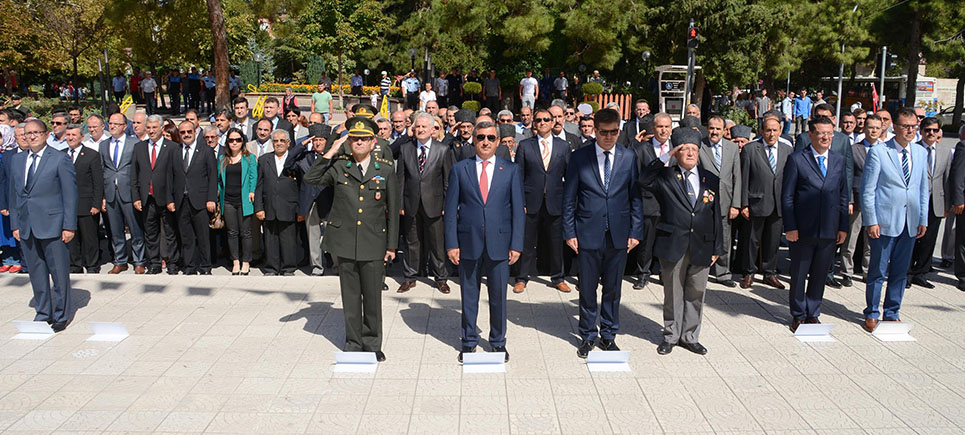 Burdur’da Gazilerimiz saygıyla anıldı