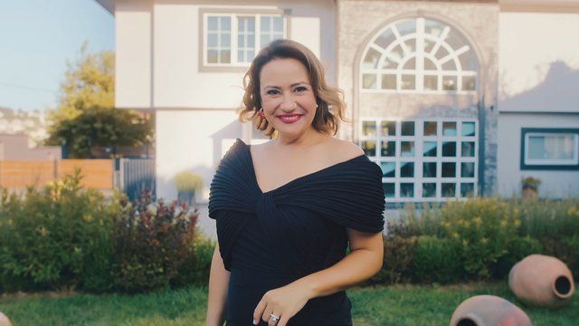 Gelin Evi Sunucusu Ezgi Sertel Gelin Evi’nden Neden Ayrıldı?