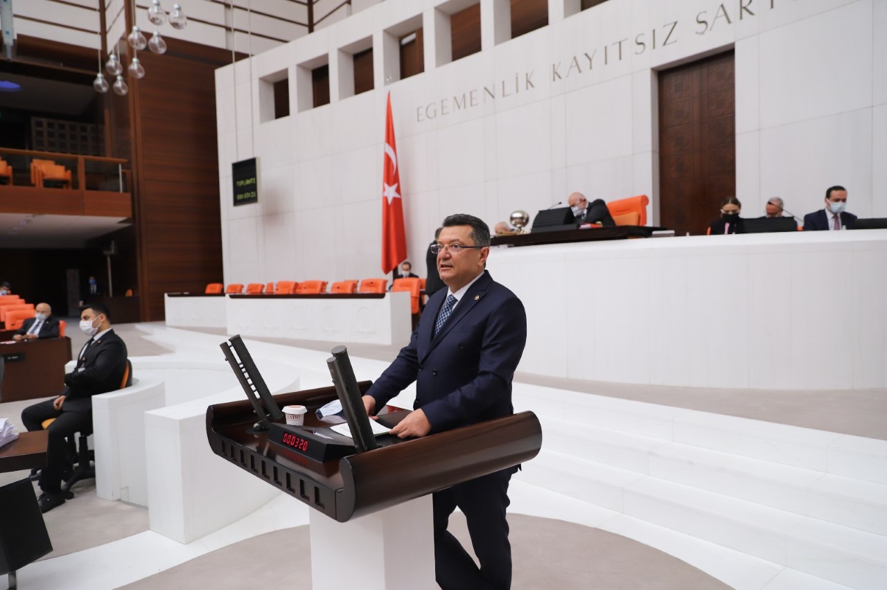 Göker, “Tren yolu Burdur girişine alınmalı”