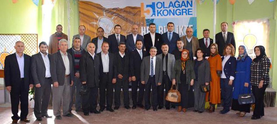 Gölhisar AK PARTİ’de toplu istifa depremi