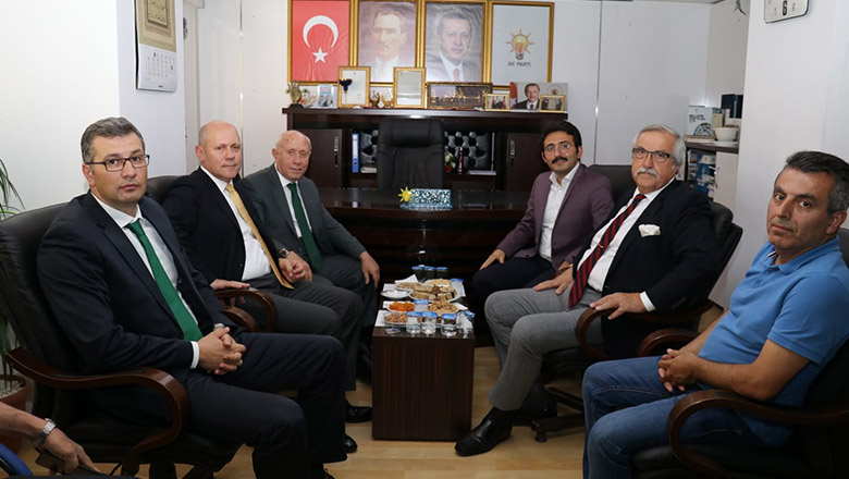 Gürallar Grubundan, AK Parti’ye ziyaret