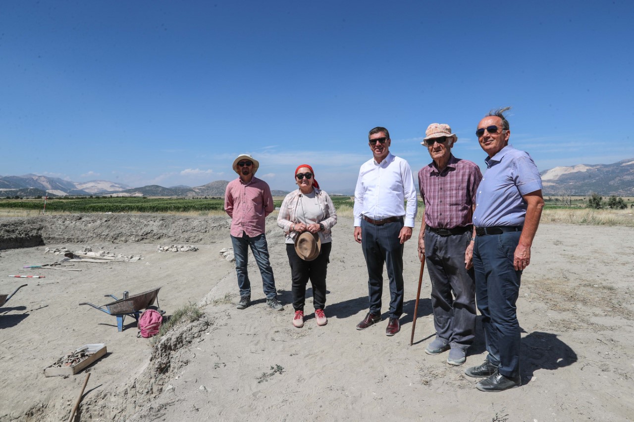 Başkan Ercengiz’den Hacılar Höyüğü’ne destek sinyali