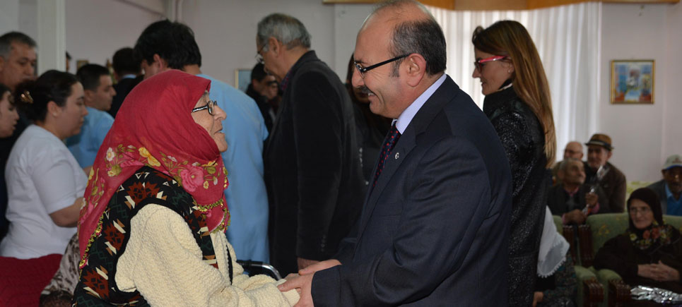 Vali Hasan Kürklü’nün Anneler Günü Mesajı