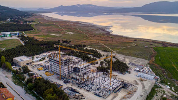 Burdur’a yakışan proje gökyüzüne yükseliyor