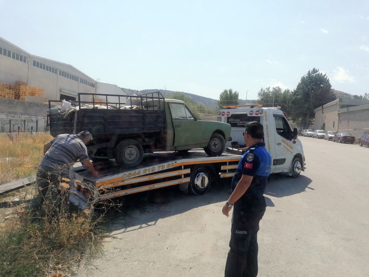 Belediye uyarmıştı! Hurda Araçlar kaldırıldı