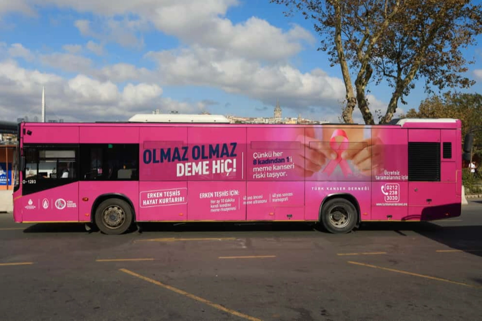 İETT’den Meme Kanseri Farkındalık Otobüsü