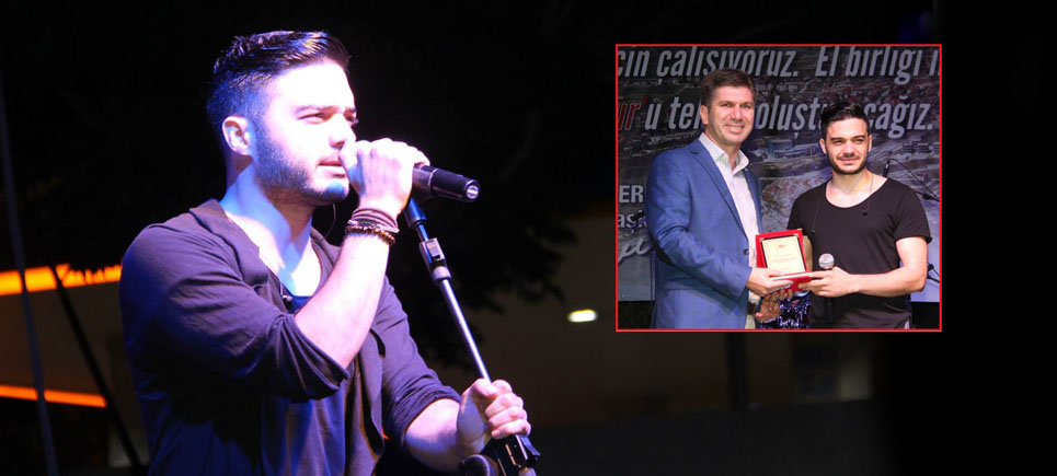 İlyas Yalçıntaş Burdur’u Coşturdu