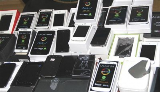 Isparta’da Kaçak Telefon Operasyonu